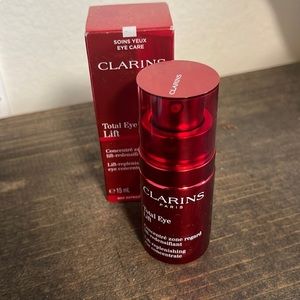 clarins eye cream!!!❤️❤️❤️